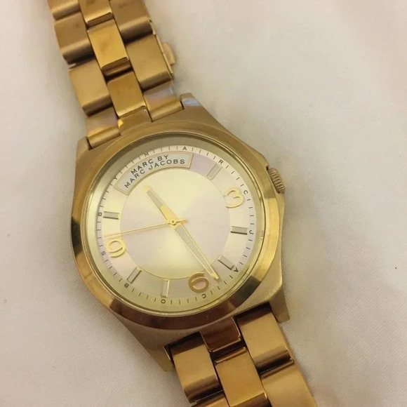 Marc Jacobs 3231 Watch - Picture 3 of 5